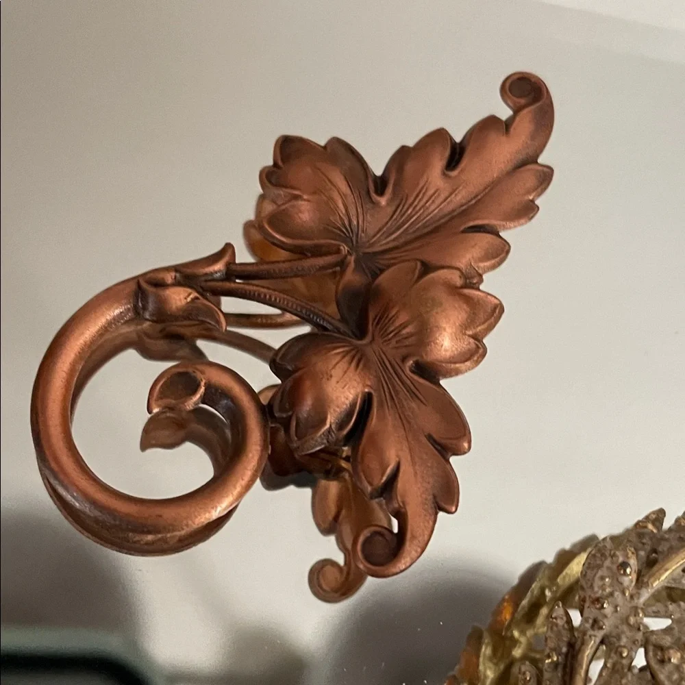 Lot of 5 Vintage Fall Leaf Brooch Set